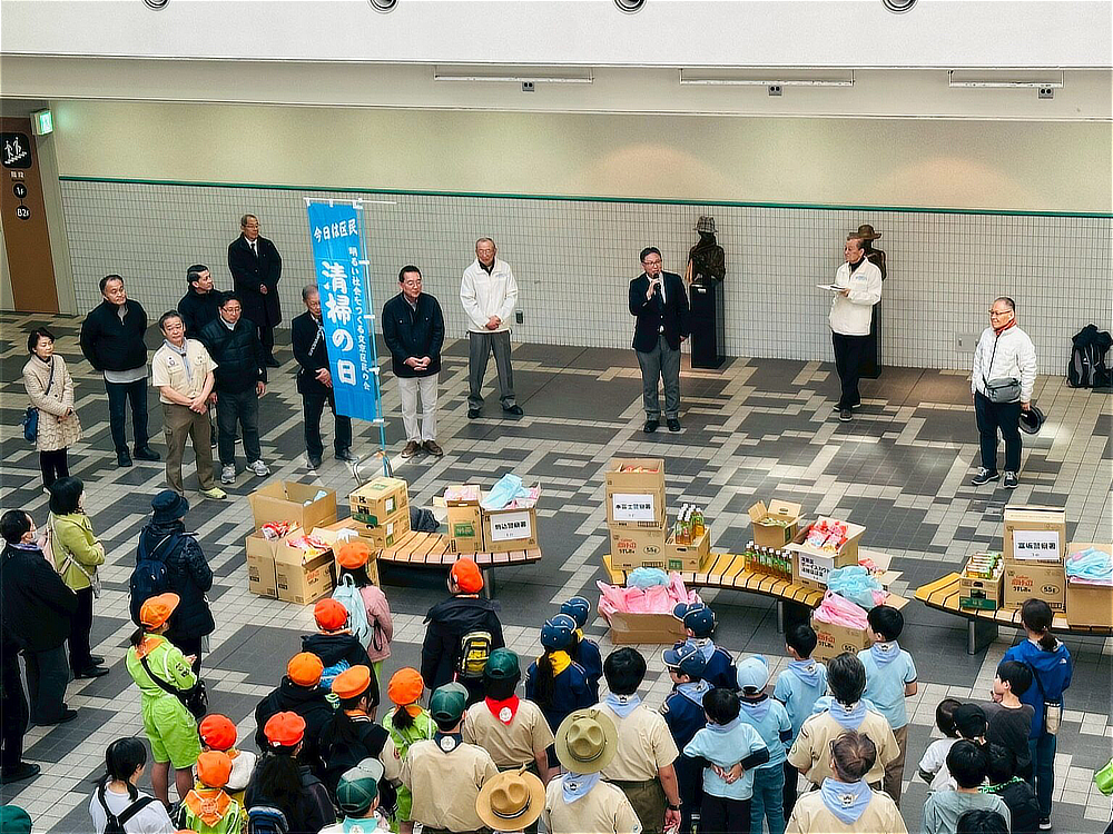 道路清掃奉仕活動の集会